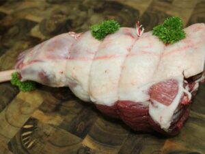 Easy Carve Leg of Lamb